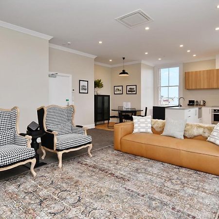 Kaiapoi Luxury Accommodation 2 - Bookahome Dış mekan fotoğraf